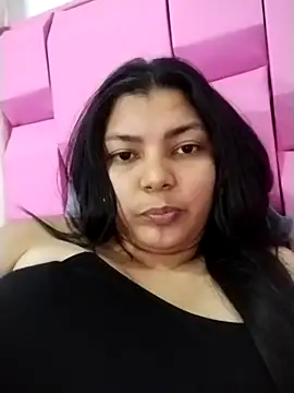 MyaShy online show from 02.04.26