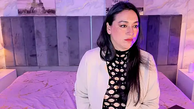 Elizabeth bennett 6 online show from 01.08.26