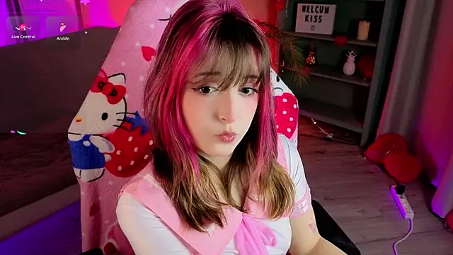 Soffi Toffi online show from 02.24.26