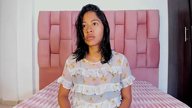 EuphoriaSavage online show from 10.18.25