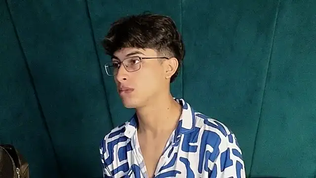 Aaron Eze online show from 11.20.25