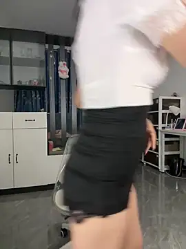 littlesluttycat online show from 04.01.26