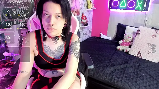 AuroraChannn online show from 11.24.25