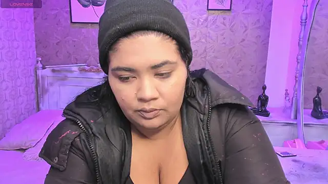 Sara clk online show from 04.17.26