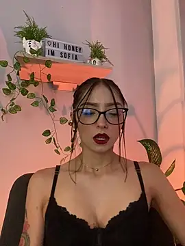 Snapshot of Im_sofiaaa chatting on 05.02.26 Im sofiaaa online show from 05.02.26