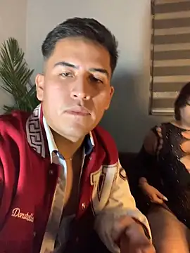 Snapshot of scarlett__roguer chatting on 10.16.25 scarlett  roguer online show from 10.16.25