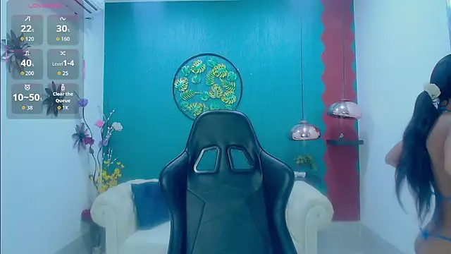 Miagreys1 online show from 11.26.25