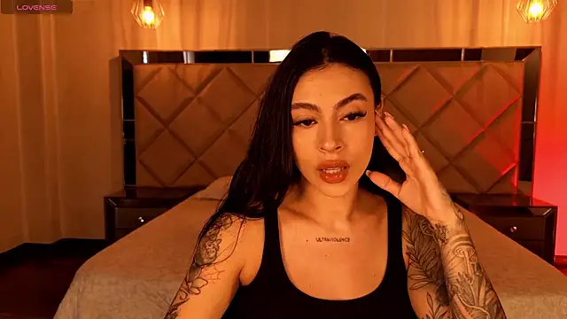 ChristineFord  online show from 07.12.26