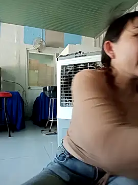 Ana-love2025 online show from 11.14.25