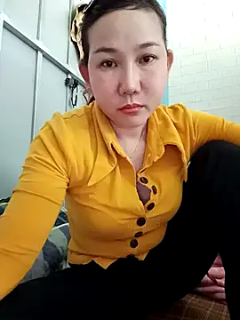 Ana-love2025 online show from 11.21.25