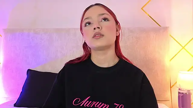 Martinaa Garcia online show from 05.25.26