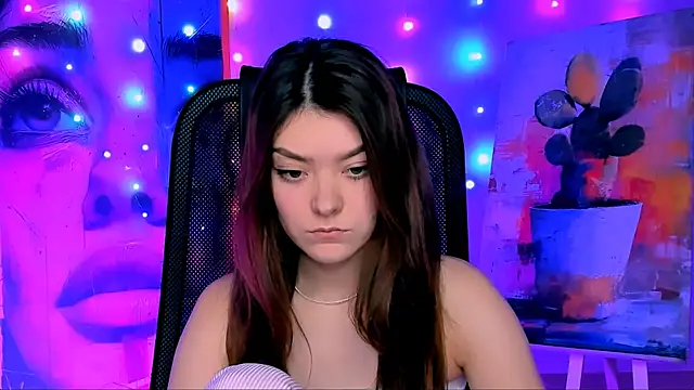 AnaSteisher online show from 12.17.25