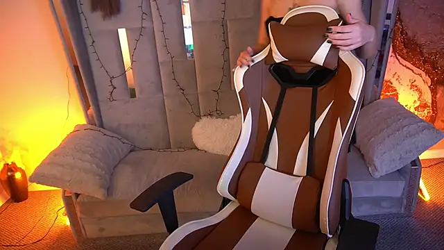 VixenMuse online show from 04.12.26