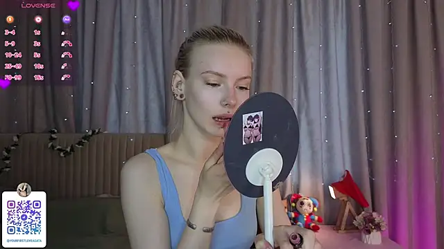 Snapshot of Sunshine_agata chatting on 06.22.26 Sunshine agata online show from 06.22.26