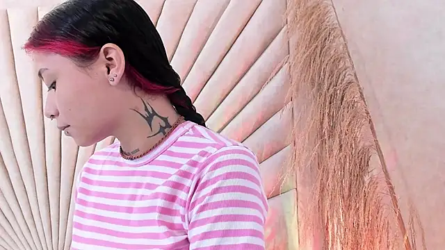 Emma duff online show from 10.29.25