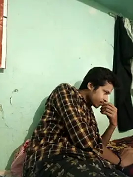 maxmishra18 online show from 10.24.25