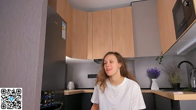 FoxFever online show from 11.24.25