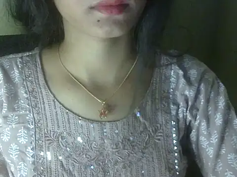 Snapshot of Shezi_N chatting on 05.10.26 Shezi N online show from 05.10.26