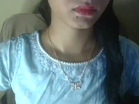 Snapshot of Shezi_N chatting on 06.15.26 Shezi N online show from 06.15.26