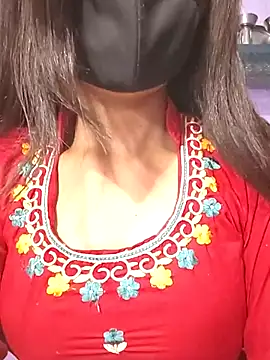 Snapshot of sardarni_001 chatting on 10.18.25 sardarni 001 online show from 10.18.25