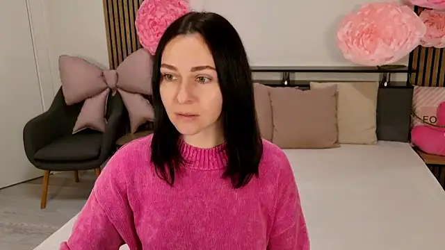 DitaNoir online show from 02.11.26