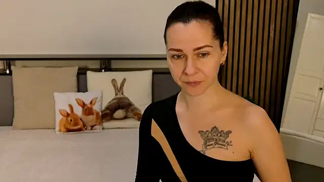 DitaNoir online show from 02.24.26