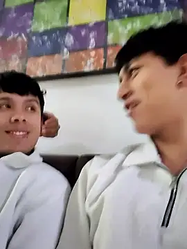 hoot booys  online show from 01.13.26