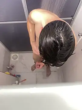 leozin01 online show from 10.29.25