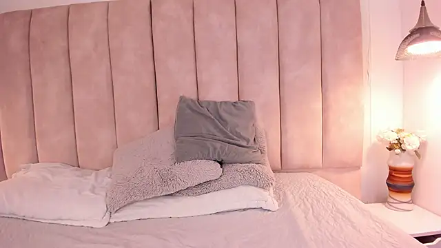 Marie Rosee  online show from 10.22.25