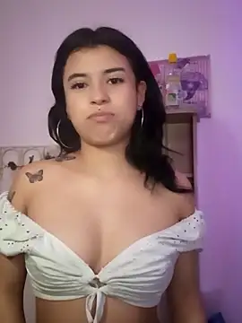 petite coral online show from 02.20.26