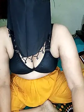 Snapshot of Disha_Nur chatting on 11.01.25 Disha Nur online show from 11.01.25