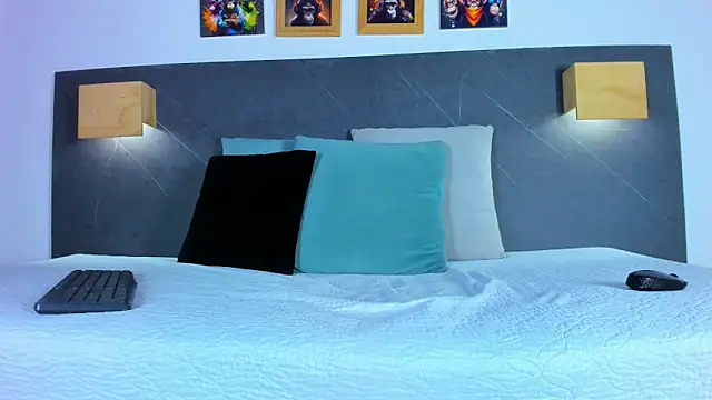 Snapshot of iamdoll chatting on 02.19.26 iamdoll online show from 02.19.26