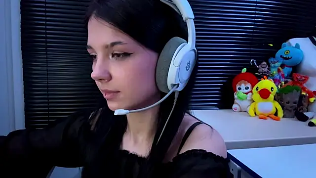 HanaMantanaDell online show from 10.18.25