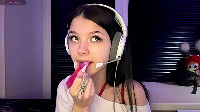 HanaMantanaDell online show from 11.27.25