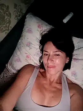 Luna 7777 online show from 10.27.25