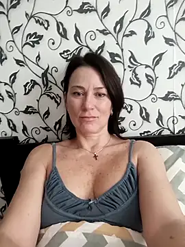 Luna 7777 online show from 02.18.26