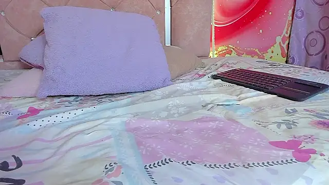 mia  blaze   online show from 03.16.26