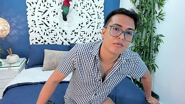 JohnBelRose online show from 11.17.25