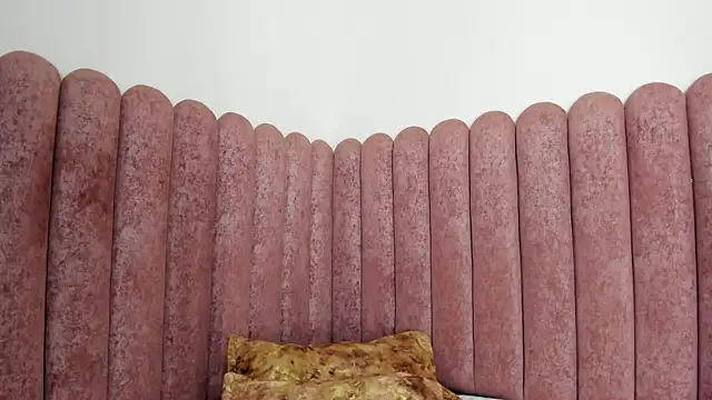 AuraSky  online show from 12.17.25