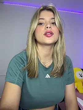 Snapshot of _Alicee_1 chatting on 11.14.25 Alicee 1 online show from 11.14.25