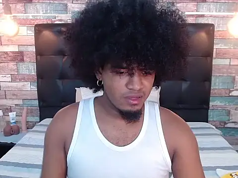 Snapshot of JaicobJones chatting on 10.25.25 JaicobJones online show from 10.25.25