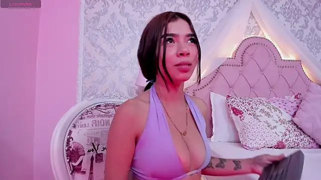 GabrielaSuarez online show from 11.07.25