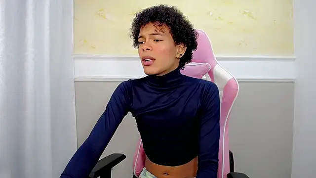 chloe king online show from 10.17.25