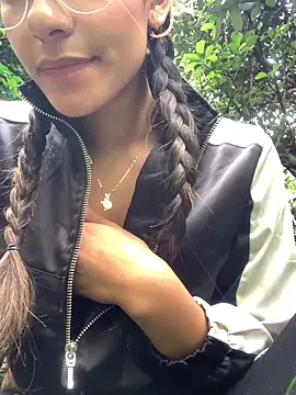 elegant  rouse online show from 04.05.26