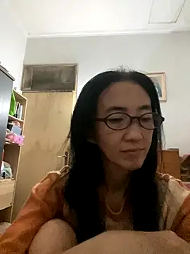 princessD077 online show from 10.28.25