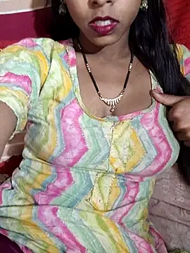 Itz Aisha   online show from 04.18.26