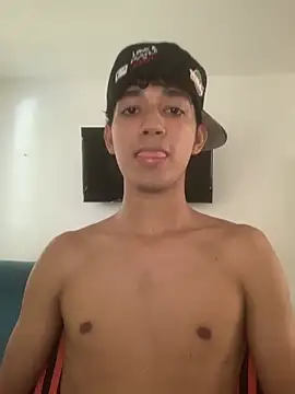 Alex king17 online show from 04.28.26