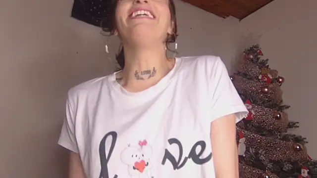 Scarlett crastrawberry online show from 01.07.26