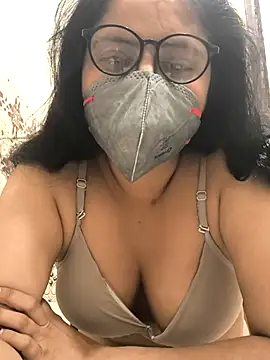 Lovely Tannu online show from 11.18.25