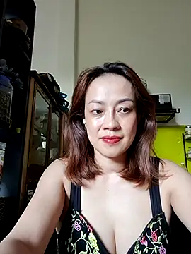 Baby-bigboobs20 online show from 12.22.25